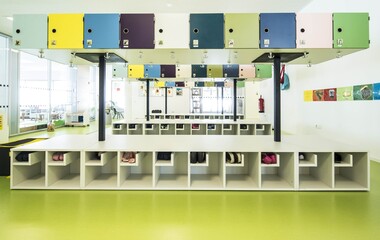 Jak poznat kvalitní skříňový nábytek: konstrukce rozhoduje o životnosti